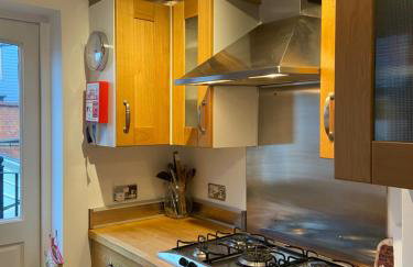 Deluxe Three Bed BnB in Henley-on-Thames near Station River & Town Centre - Foto 11