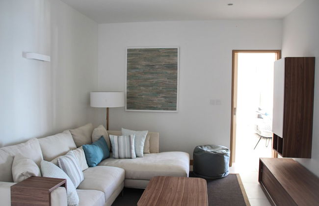 Latitude Luxury Seafront Apartments - Foto 23