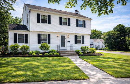 New Haven Staycation Near Yale Washer and Dryer Groups - Foto 33