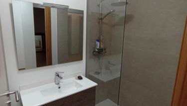 Acogedor , cerca del puerto en camino portugués costa - Foto 5