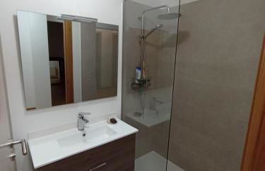 Acogedor , cerca del puerto en camino portugués costa - Foto 5