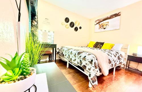 Near AT&T Stadium, UTA, Globe Life, Six Flags, DFW Airport, American Airlines Center with Games and Crib - Foto 24