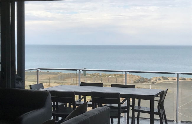 Penneshaw Oceanview Apartments - Photo 15