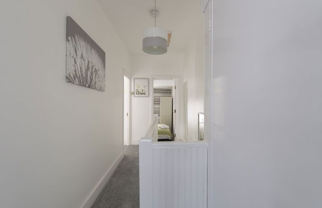 Fortified Three Bedroom Home - Foto 18