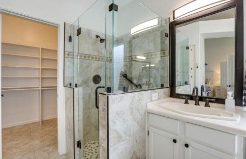 Upscale Golfers Oasis with Pool and Spa in Cave Creek - Photo 18