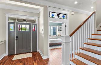 Luxury 5 BR 4 Bath, Hot Tub, Outdoor Kitchen, Across Street from Kyle Field! - Foto 16