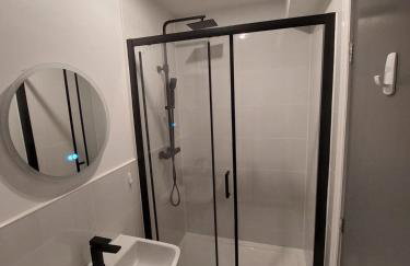 Bankwell street Two Bedroom -Apartment with parking - Foto 2