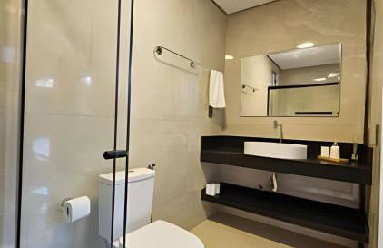 Recanto Sabiá, Área gourmet climatizada, piscina - Foto 12