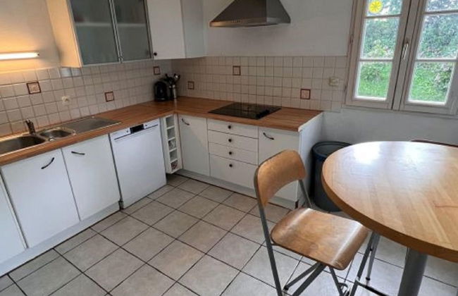 Pleasant Holiday Home With Garden - Foto 12