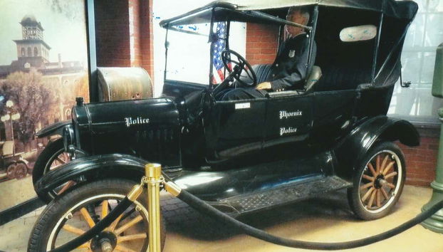 Antique car at the Phoenix Police Museum