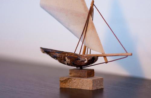 Sunny & Spacious, 2 BR apartment with free parking - Photo 6