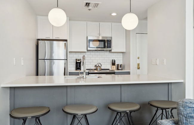 Placemakr Downtown Pittsburgh at The Pennsylvanian - Foto 25