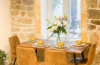 True Colors Apartments Split - Photo 11