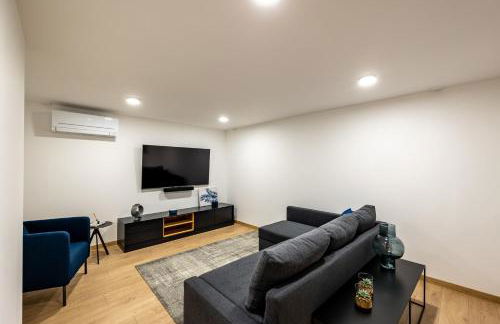 Silver Coast Beach Villa-Casa de Luxo com Piscina e Vista Mar - Photo 35