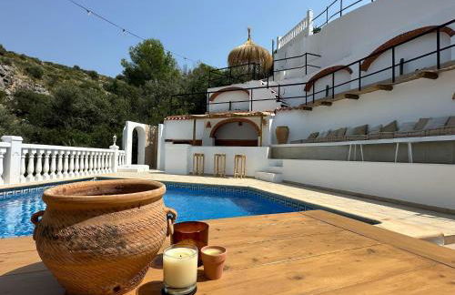 Beautiful villa with pool and stunning view - Foto 26