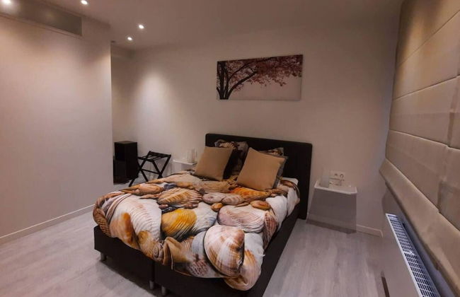 Apartment in Zuienkerke With Terrace - Photo 4