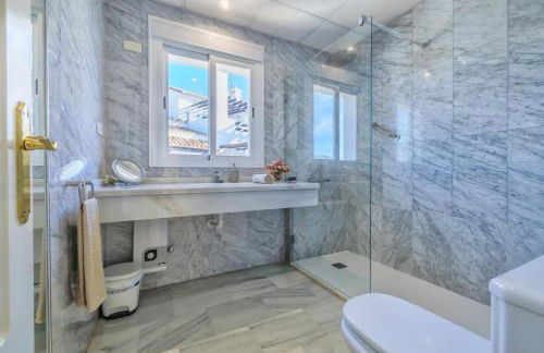 Luxury Duplex Sea Views La Cala Beach - Photo 17