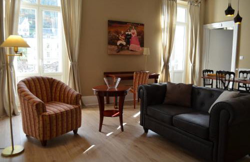 L'Empereur, sa Femme et le petit Prince - Foto 1