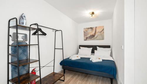 Nexstay Studio mit Terrasse & Parkplatz für 4 - Foto 3, towels, wardrobe