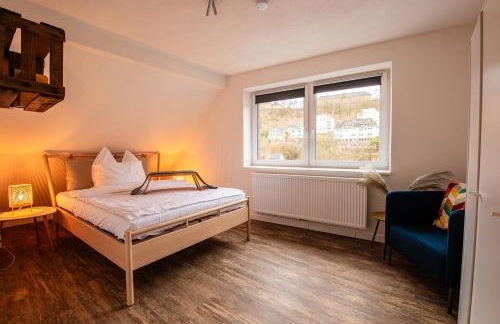 Queensize Bett & Netflix zentral - Foto 6