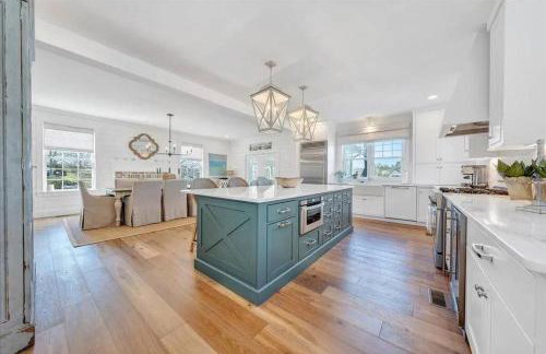 6 BD Smith Mountain Lakefront Escape sunset - Foto 3