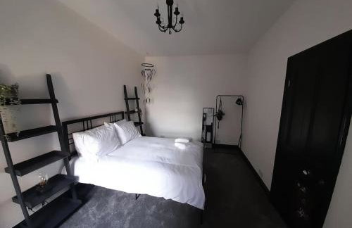 Chic 5 double bedroom house - 15 min to Manchester - Foto 50