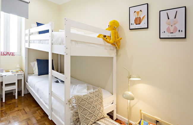 Blue Peacock in Faro - Photo 10