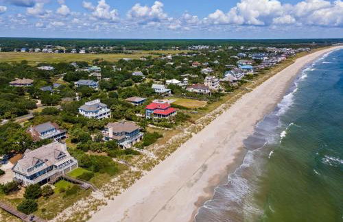 Relax and Enjoy the Spectacular Views in this Picturesque Home home - Foto 38