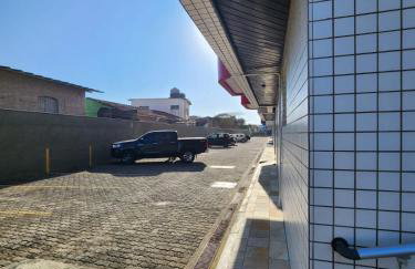 APTO PÉ na AREIA com Piscina - Centro Itanhaem - Foto 9