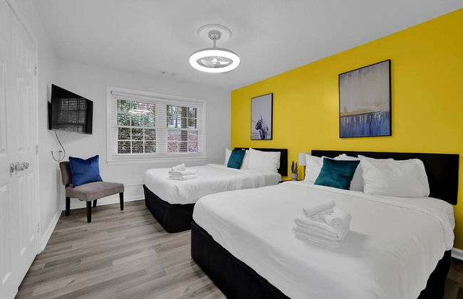 Lrg 5BR 5BA Home w 10 Beds Pool Hottb Gamerm2 - Foto 6