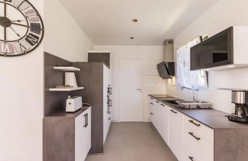 Maison moderne à 100m de la mer avec jardin clos, garage, WiFi, proche camping avec commerces, animaux OK - FR-1-306-1205 - Foto 4