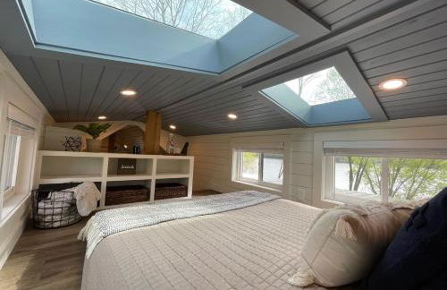 Stargazers' Retreat A Tiny Home on the Riverside - Photo 22