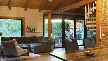 Ferienhaus Am Hang, Sky-Entertainment, DAZN, Carport, alles Barrierefrei - Foto 2