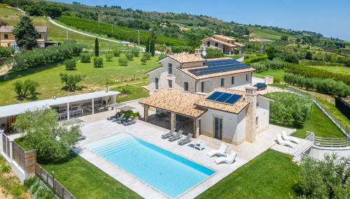 Villa Amore di Ada - Modern Design Villa - AirCo, Private Pool & Near The Beach - Foto 3, Garden, Garden view