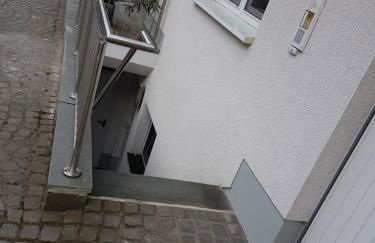 Wohnen im Souterrain einer Villa - Foto 4