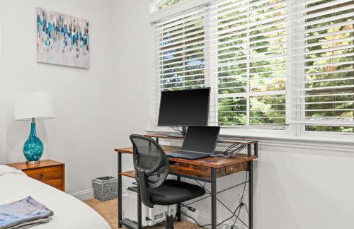 Gorgeous Santa Cruz Villa - Modern Beachside Paradise with NEW Hot Tub & Fast Wi-Fi - Foto 40