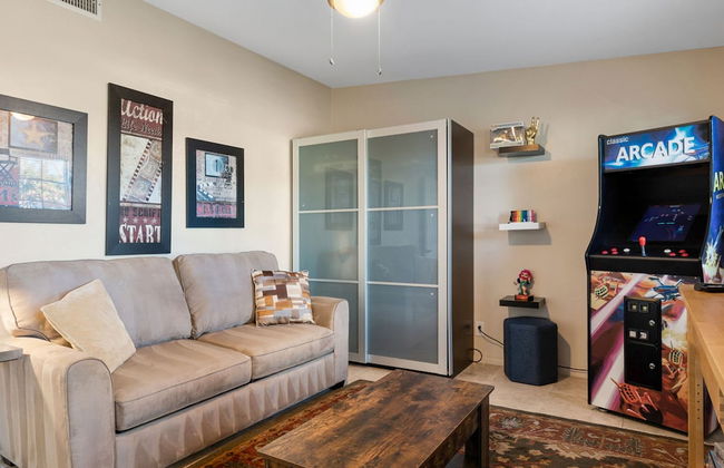 The Palms- Pool Jacuzzi and Pet Friendly - Photo 37