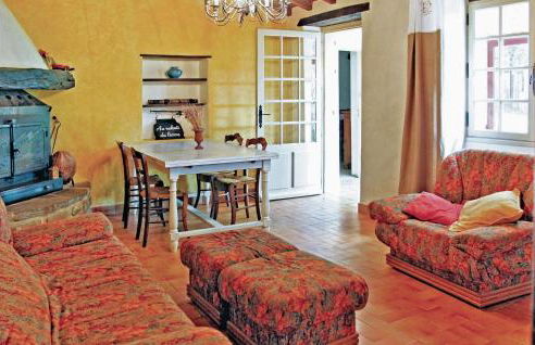 Amazing Home In La Begude-De-Mazenc - Foto 2