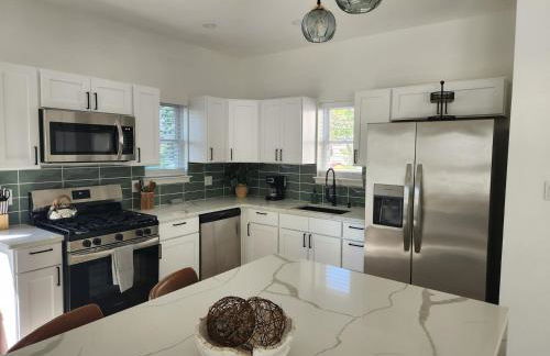 Whiskey Rose AC-New Renovation! With Pool Table! - Foto 17