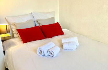 House in private residence , beach and pool access - Photo 1