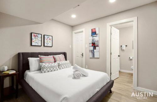 Walk to Restaurants or Cook in Subway Tile Kitchen - Photo 13