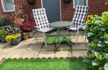 Cozy, modern, 1-bed apartment, free parking, 25 min Heathrow - Foto 1