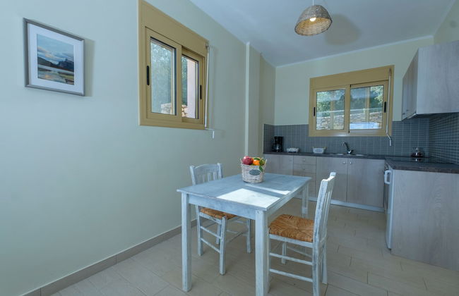 Hilltop Residences - Photo 16