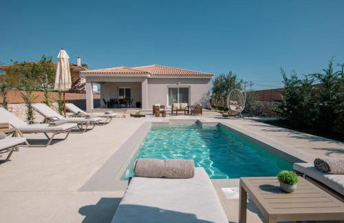 Villa Nicoldia with private pool near Laganas - Foto 8