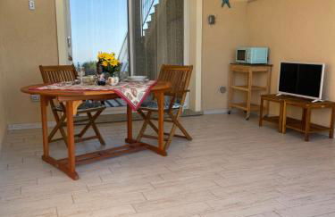 Da Marta Appartamento VISTA MARE MOZZAFIATO ISOLA ROSSA - Photo 19