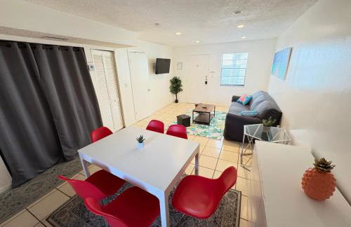 South Beach and Collins, Parking included - Foto 28