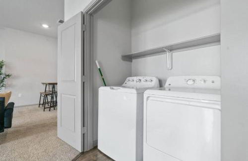 LUX 2B2B Apt Near Heart of Austin with Pool & Parking - Foto 26