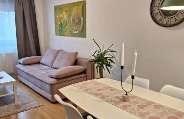 Apartman Lory, Zagreb, Downtown, with own parking in the garage - Photo 1