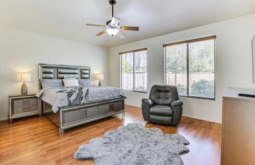 4 Mi to Surprise Stadium! Home with Furnished Patio - Foto 12