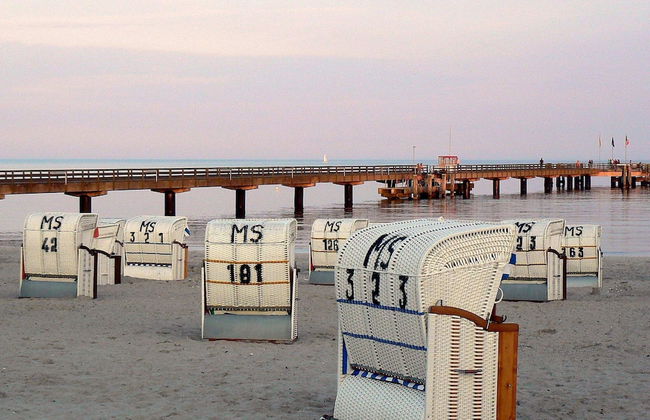 Pretty Holiday Home With View - Photo 22